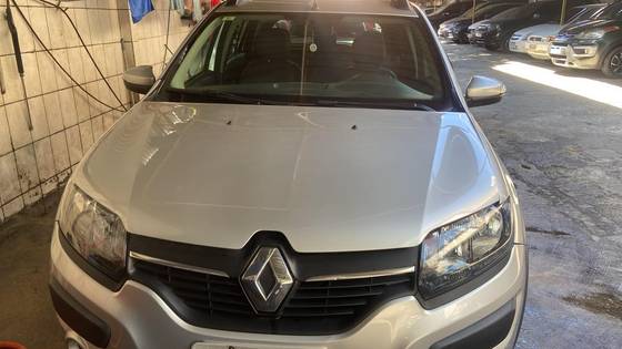 RENAULT SANDERO 1.6 STEPWAY 8V FLEX 4P AUTOMATIZADO RENAULT SANDERO 1.6 STEPWAY 8V FLEX 4P AUTOMATIZADO